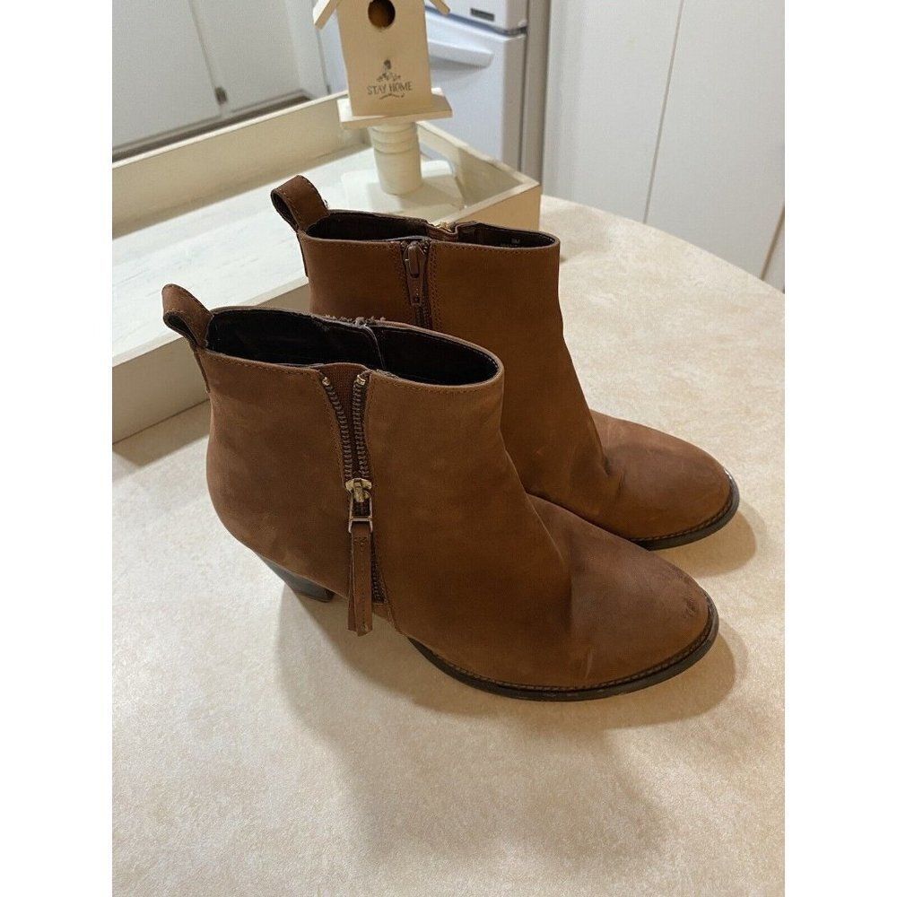 Steve Madden Womens 9 Wantagh Brown Color Suede Leather Ankle Booties
